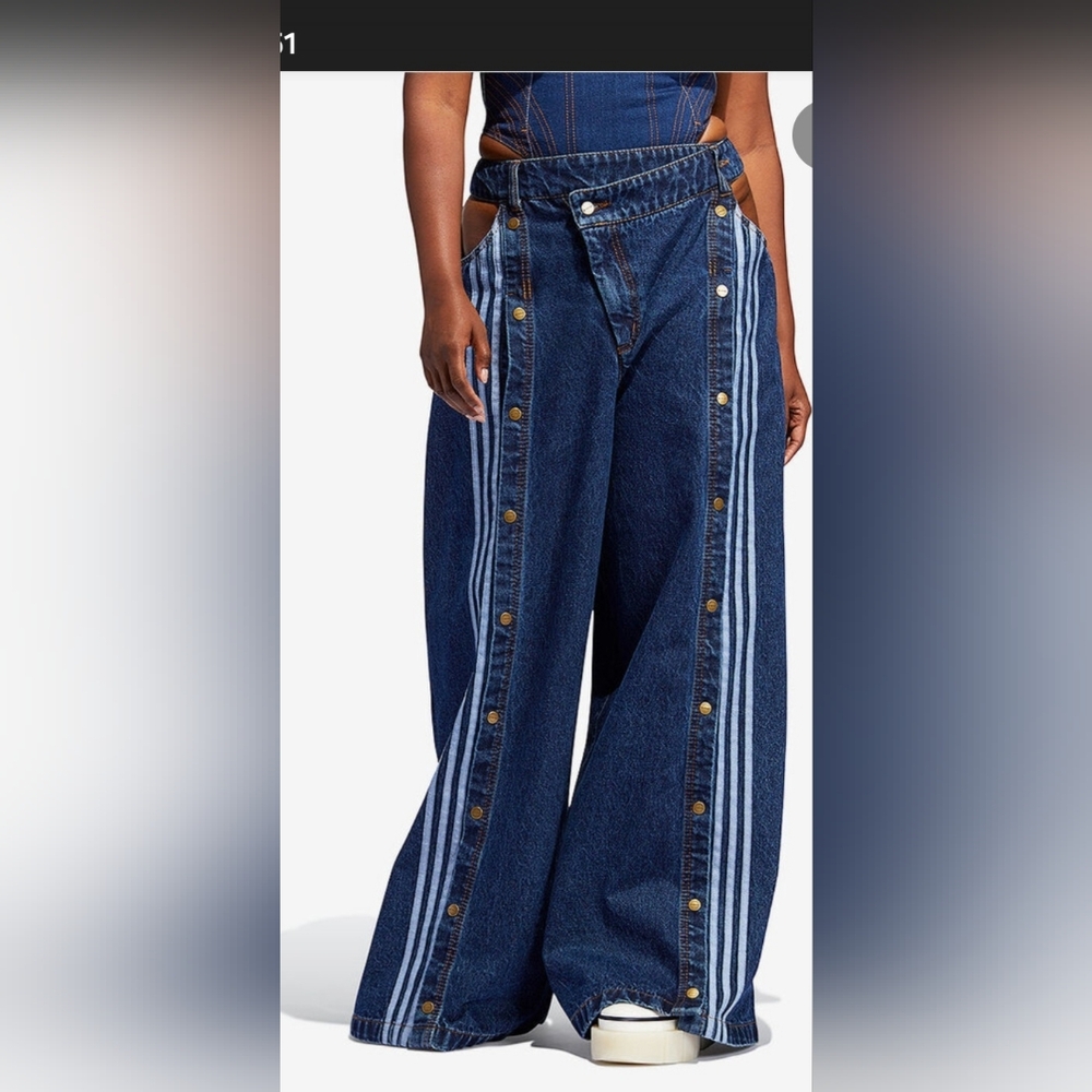 Ivy Park Snap Denim - Picture 2 of 5
